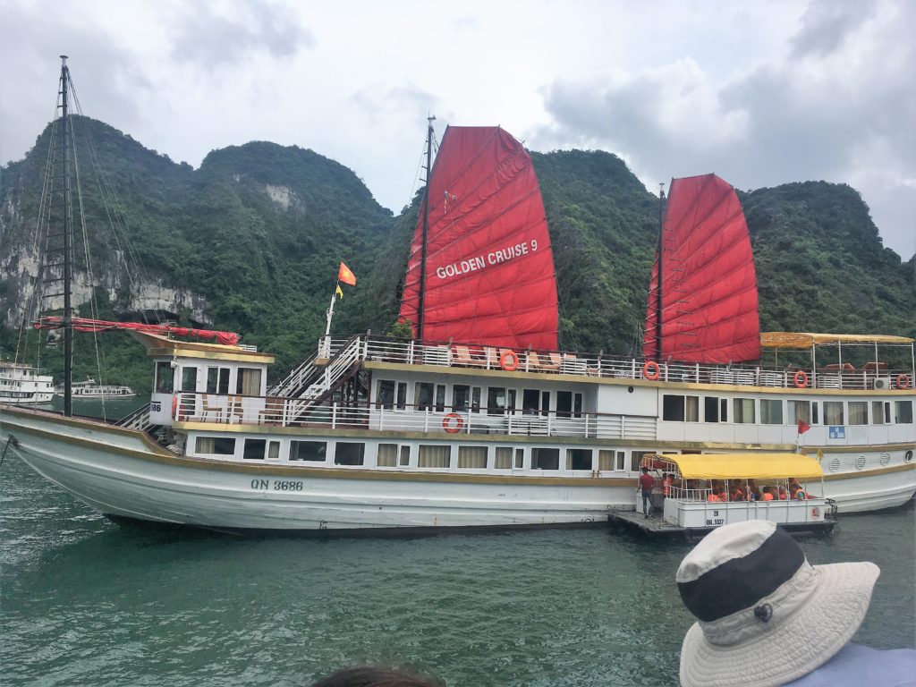 halong bay cruise, ha long bay, junk boat