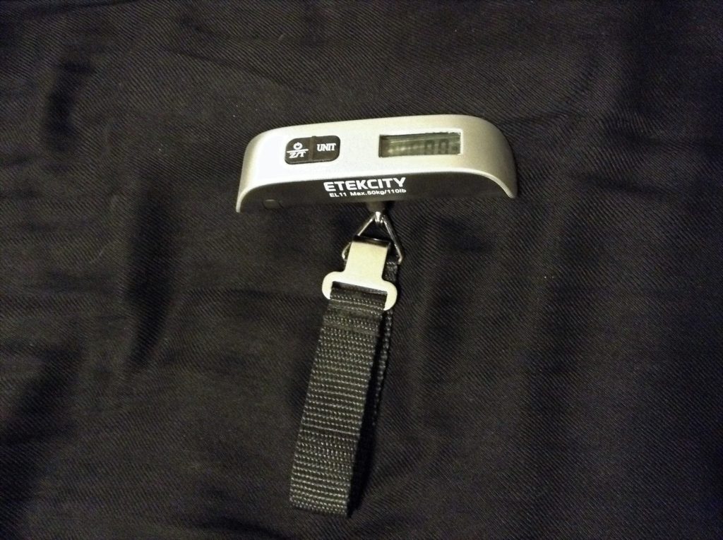 travel scale; luggage scale; travel essentials