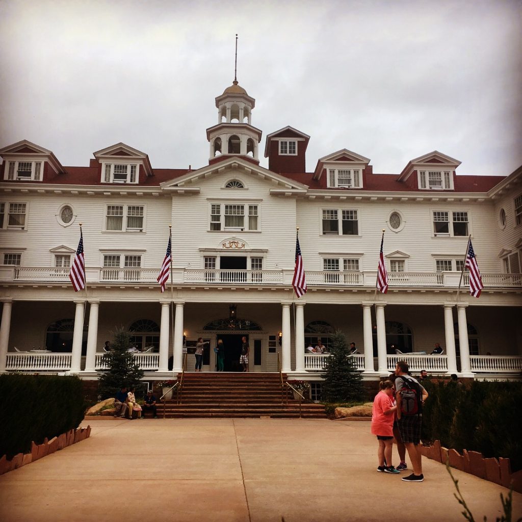 stanley hotel; the shining; stephen king; what to do in denver in the fall; what to do in denver in autumn; halloweek; horror; estes park